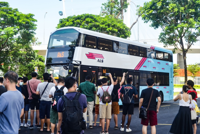 Why Bus Rental Services Are Ideal For Cultural Tours