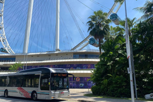 How Our Buses Manage Morning Rushes for Construction Workers