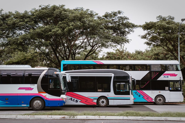 Coordinating Efficient Worker Transport During Peak Hours