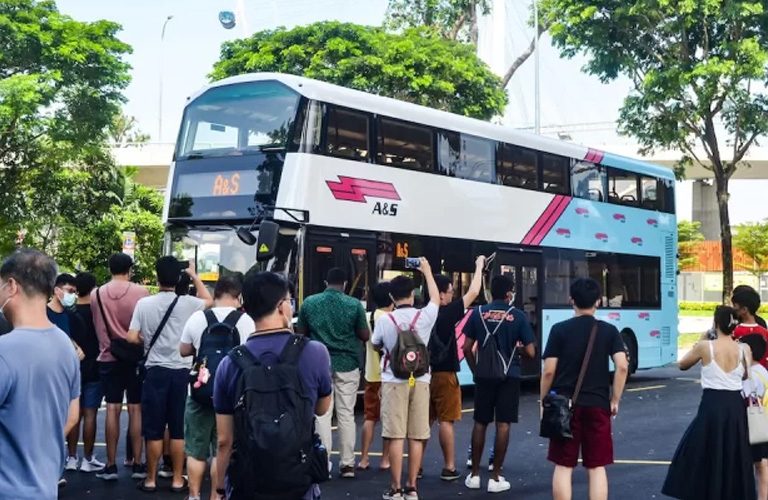 Bus Etiquette for Industrial Facility Visits